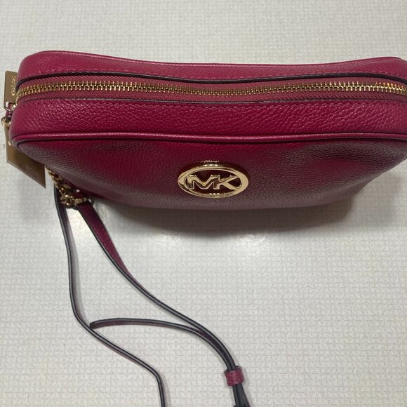 NWT Michael Kors Large Leather Crossbody in Berry color - Picture 3 of 11